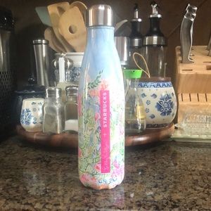 Lilly Pulitzer & Starbucks Swell Bottle